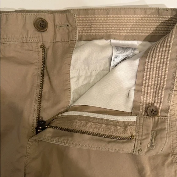 Banana Republic Men's Tan Khaki Aiden Chinos 30x30 - Picture 4 of 5